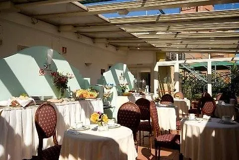 Hotel Borromeo