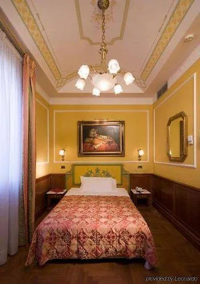 ***  Hotel Borromeo Italie