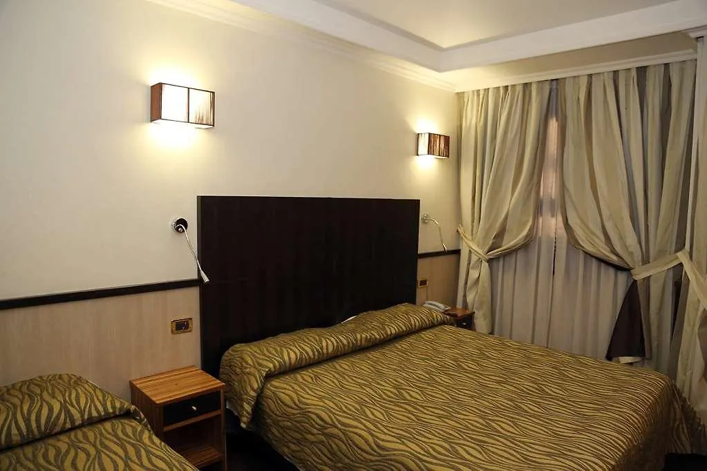 Hotel Borromeo 3*, Rome Italie
